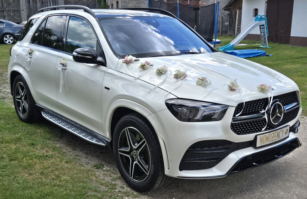 A auto do Slubu Mercedes GLE