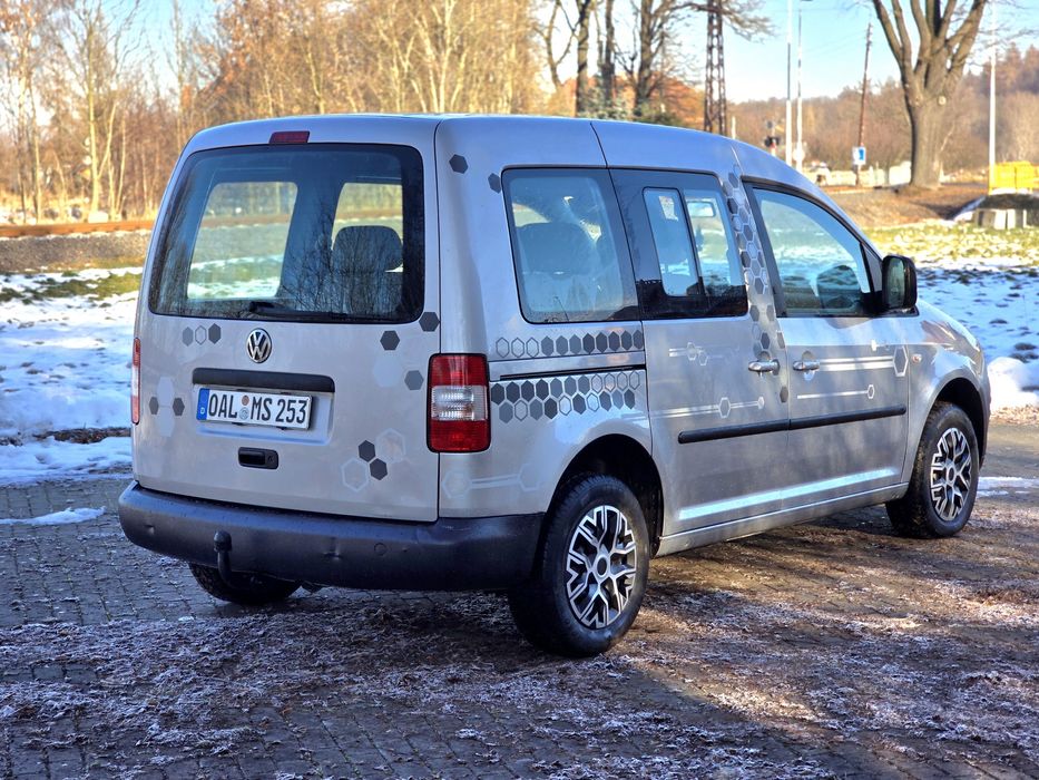 VW Caddy Life 5-os 1.9 TDI , Klima, Hak, Podgrzewane Fotele ! Ks. Serw