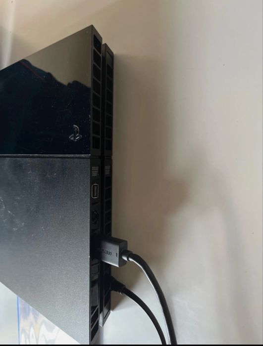 Konsola PS4 FAT FIFA 18