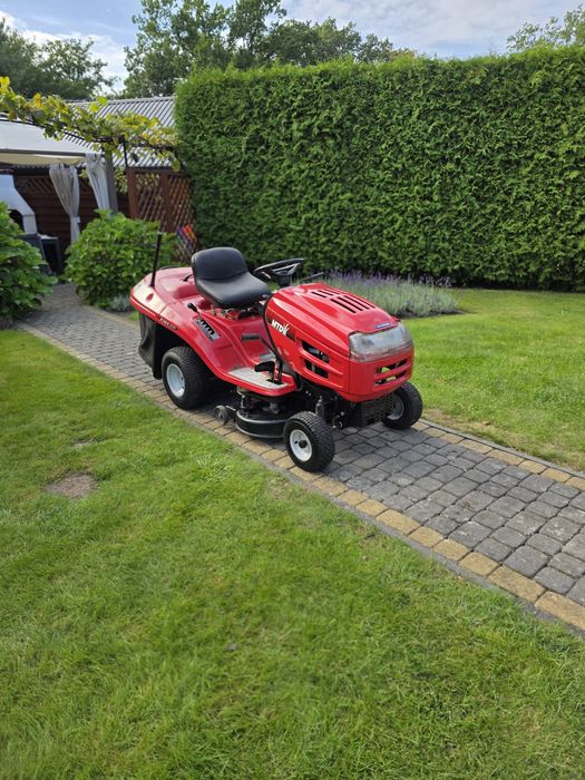 Traktorek kosiarka z koszem MTD Briggs&stratton