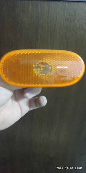 4 farolins de mínimos laterais em led com suporte e cabo(novos)