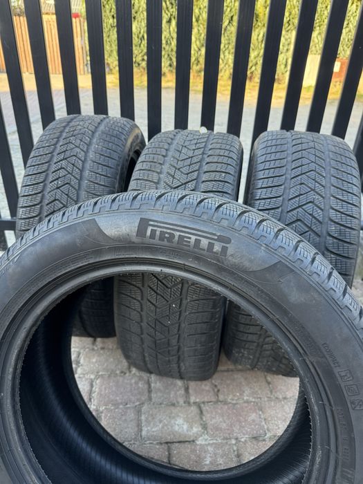 Opony zimowe Pirelli Scorpion 255/50 R20