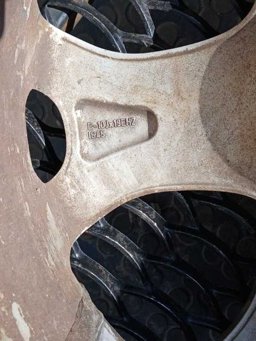 Диск литой R19 / 5x120 (б/у) BMW