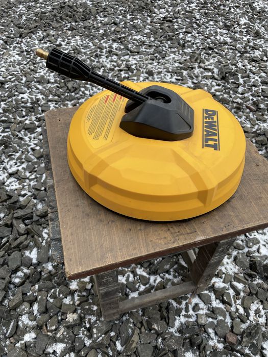 Щітка для керхера девольт для миття бруківки і килимів