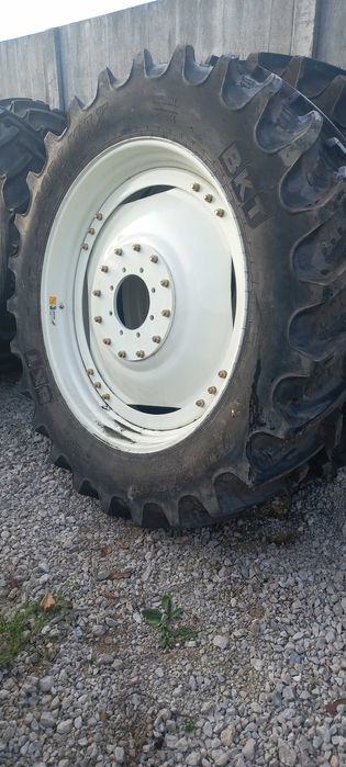 KOŁA wąskie New Holland T6 T7 420/80R46 320/85R34 NOWE SYSTEMÓWKI GKN