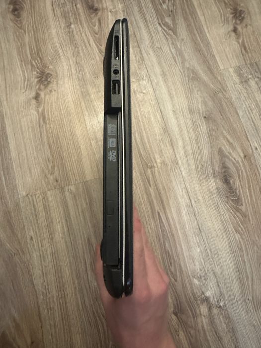 Laptop Asus R556L | I5 | 8GB RAM | SSD +1TB HDD