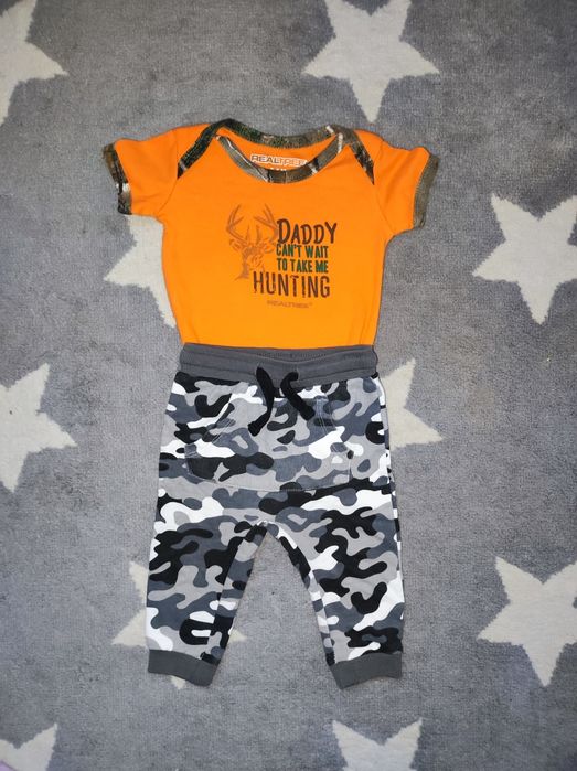Nowy komplet moro dres body r. 74