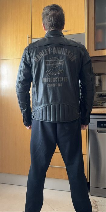 Blusão Harley Davidson em Couro Genuíno – Tamanho M – Raro & Vintage