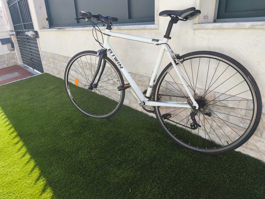 Bicicleta de estrada BTWIN - Forme3, roda 25, mudanças SRAM 3.0, quadro de liga leve