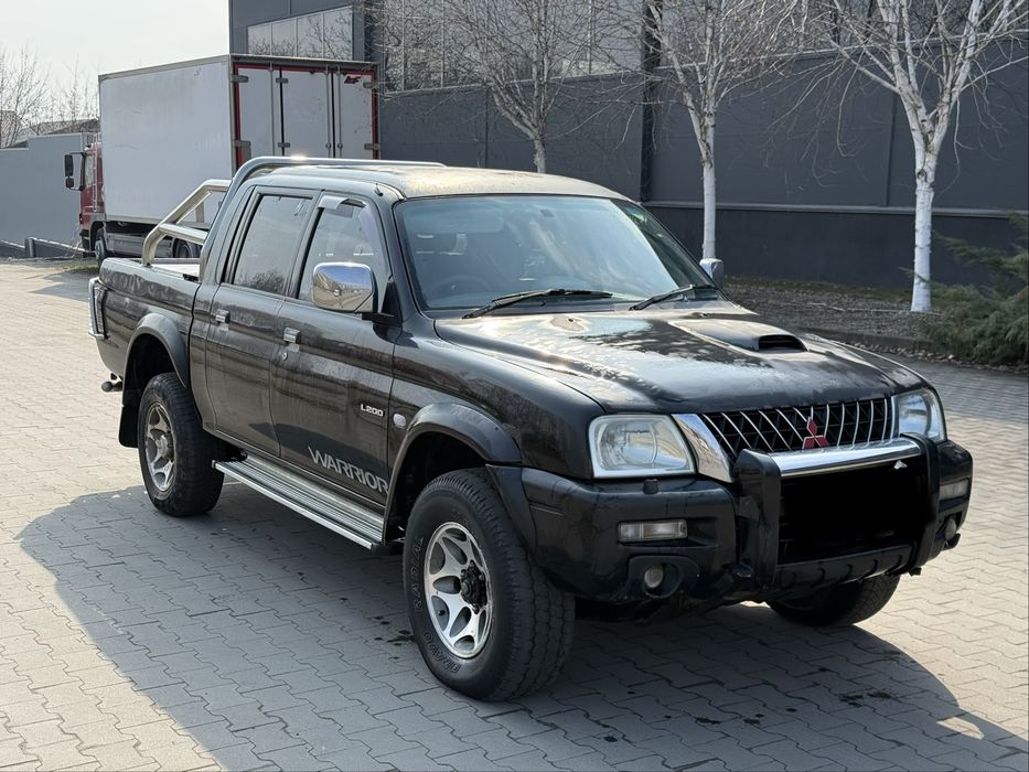 Продам Mitsubishi L200 4x4