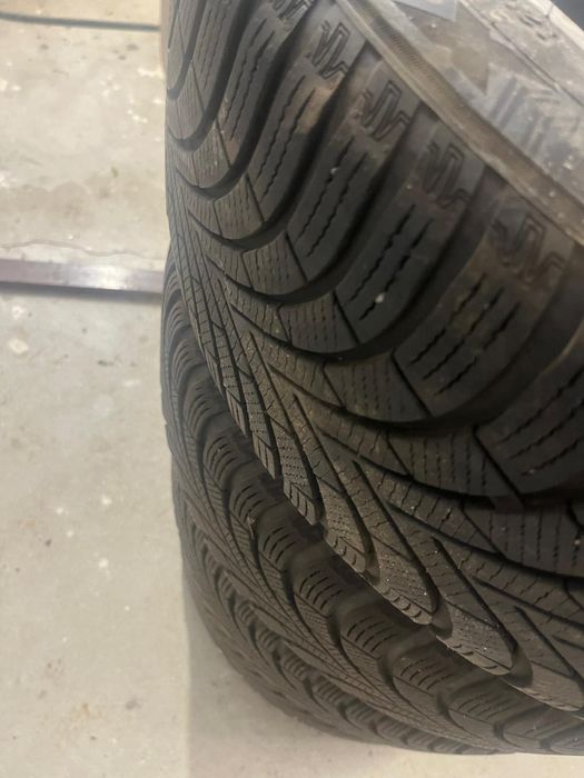 Sprzedam kola do Audi 18/45/245