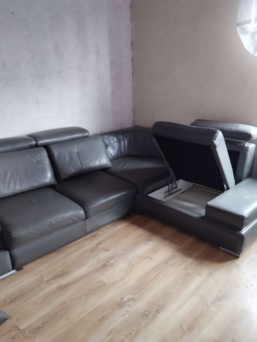 Kanapa rogowa z skóry