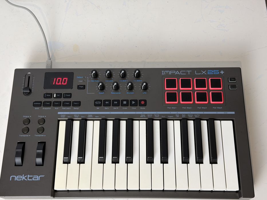 Teclado midi nektar impact lx25+