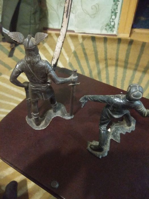 Солдатик пластмасс