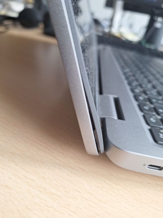 Laptop Dell 16Gb RAM dysk 512GB