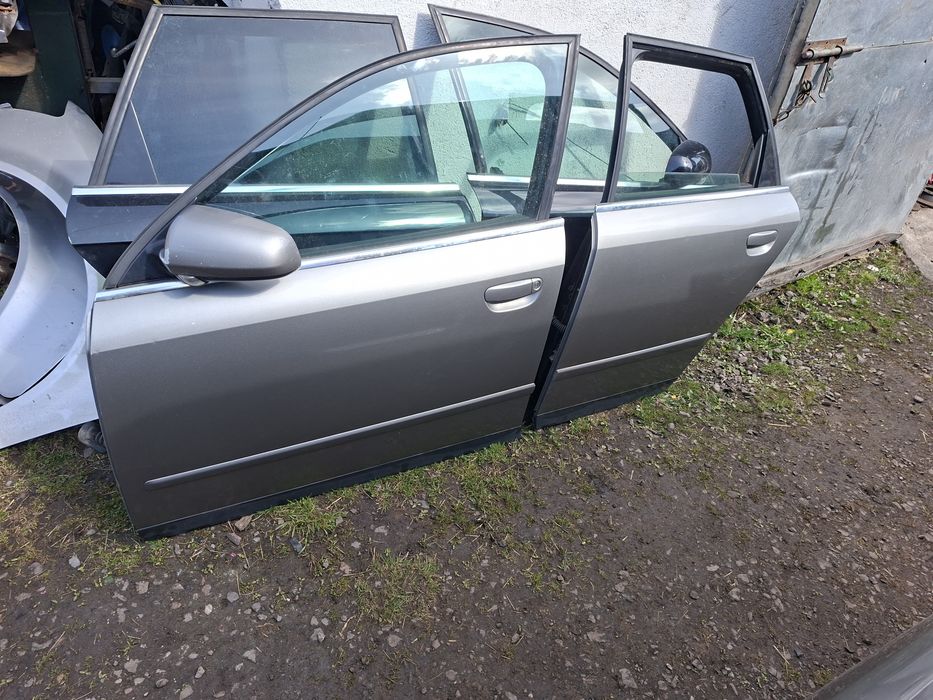 Audi a4 b6 drzwi przód lewe kompletne Europa ly7q