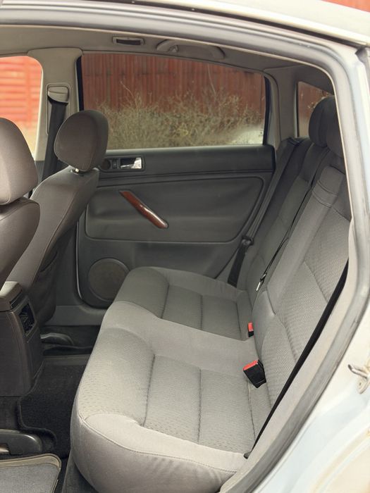 Volkswagen Passat Б5+ 2005Год 1.9 дизель