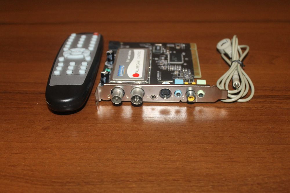 ТВ тюнер Chronos Video Shuttle II / FM TV Card