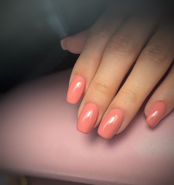 Paznokcie hybryda, żel, przedłużenie na formie