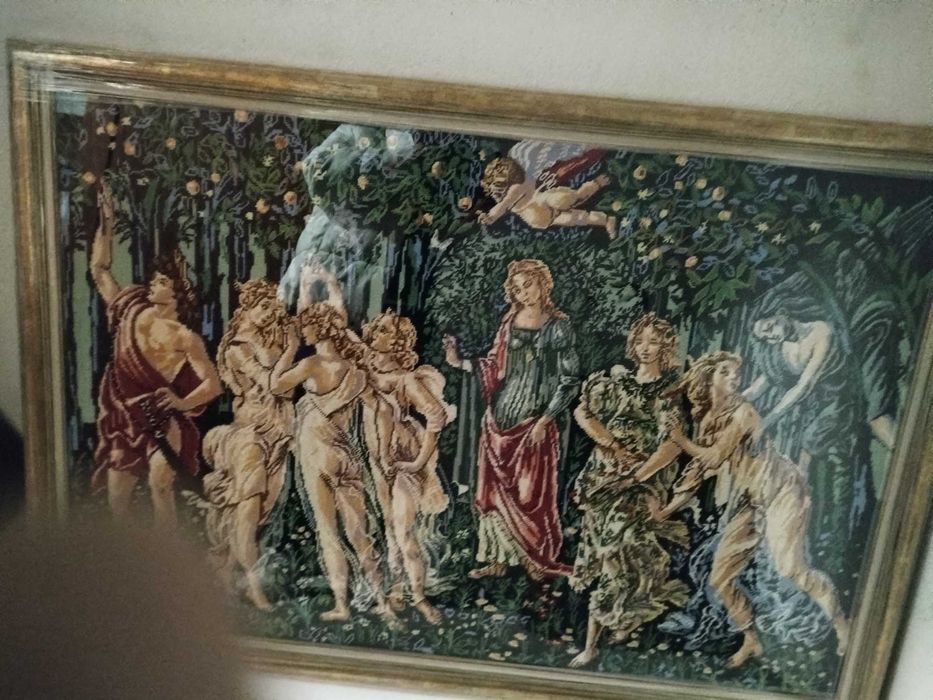 Quadro em meio ponto com quadro incluido Novo