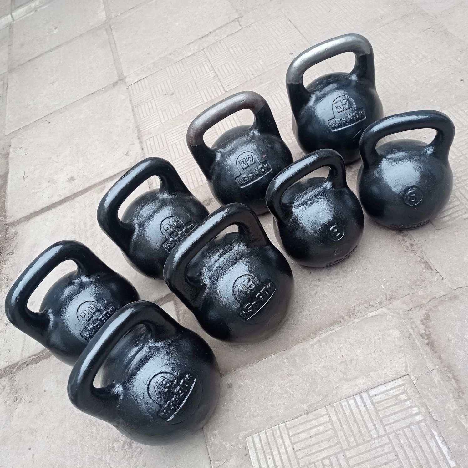 Гиря 8 кг 16 кг 24 кг 32 кг гири СССР гантели советские: 1 300 грн ...