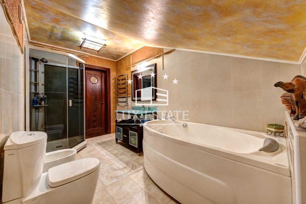 Оренда унікального будинку 650м²  біля ЛІСУ