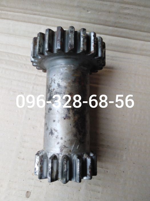 Вал первичный синхрон 4-5 кпп зил 130(ссср) Хранение.Новый