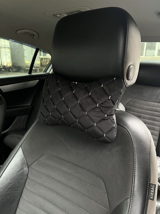 Подарок автовласнику. Подушка в авто