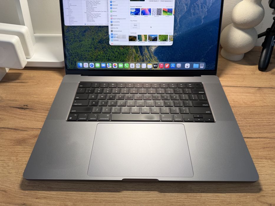 MacBook Pro 16’ 2021 M1 Pro 16Gb 1Tb SSD Space