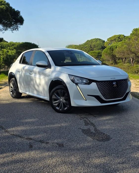 Peugeot e-208 E-Style