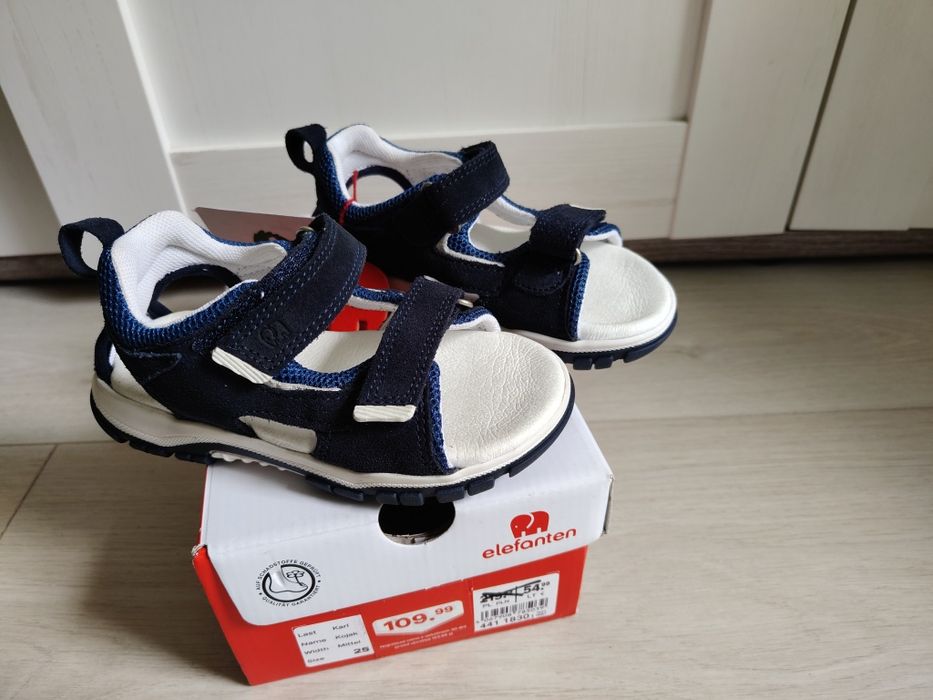 Buty Sandały nowe rzepy r. 25 (elefanten)