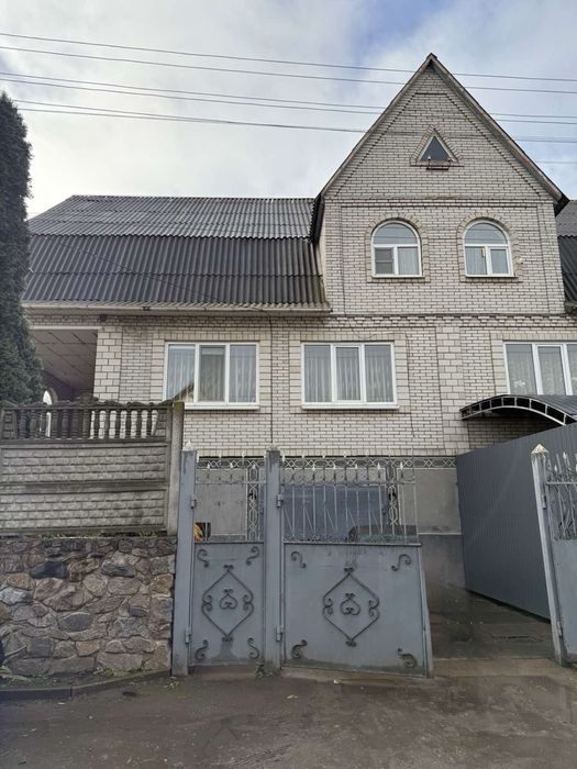 Продам частину будинку Київське шоссе