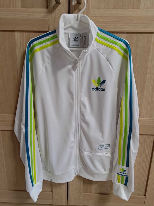 Biała bluza Adidas Chile 20
