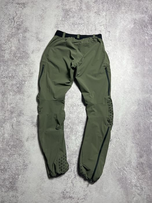 М(size) Жіночі трекінгові штани Peak Performance на Утяжках Софтшелл