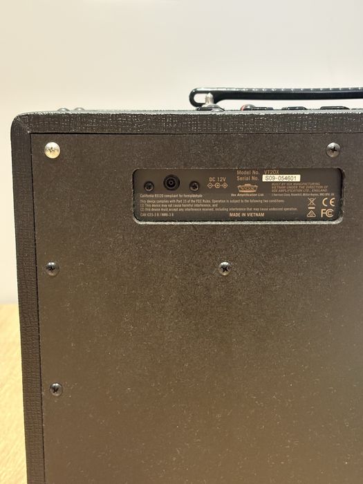 Комбопідсилювач VOX VT20X + Чохол