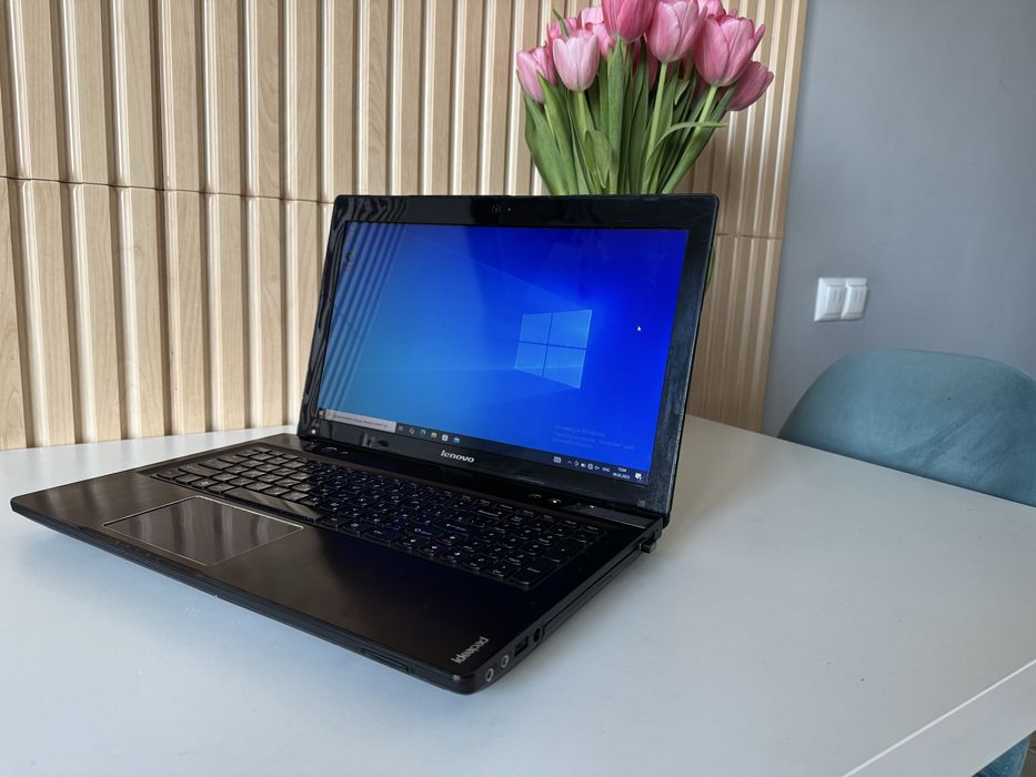 Lenovo IdeaPad Y580 | Надійний ноутбук у гарному стані