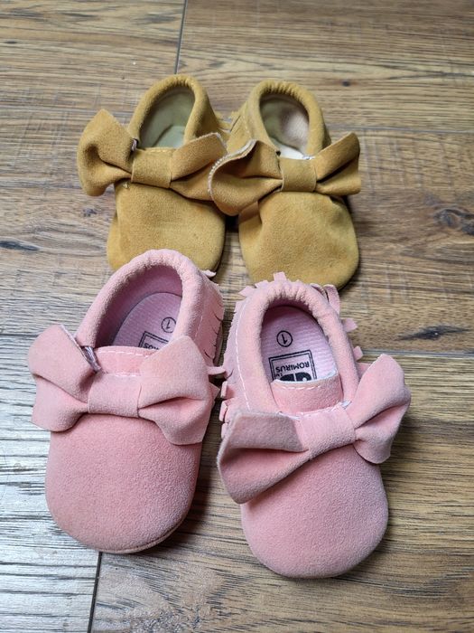 Buciki niechodki różowe musztardowe dla dziewczynki