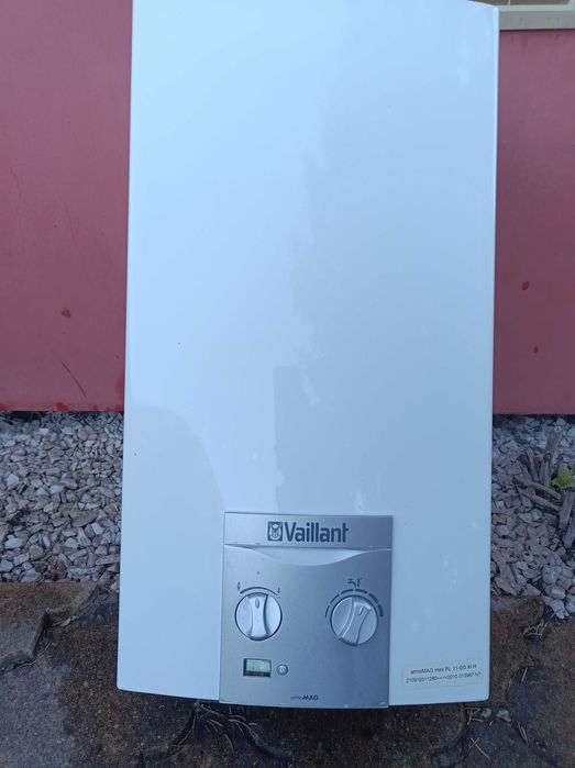 Podgrzewacz wody Vailant gazowy 19,2 kW sprawny