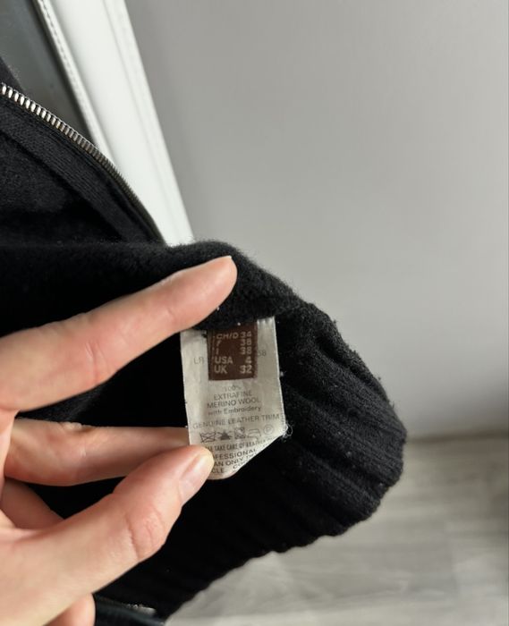 Кофта Bally оригінал moncler bogner prada