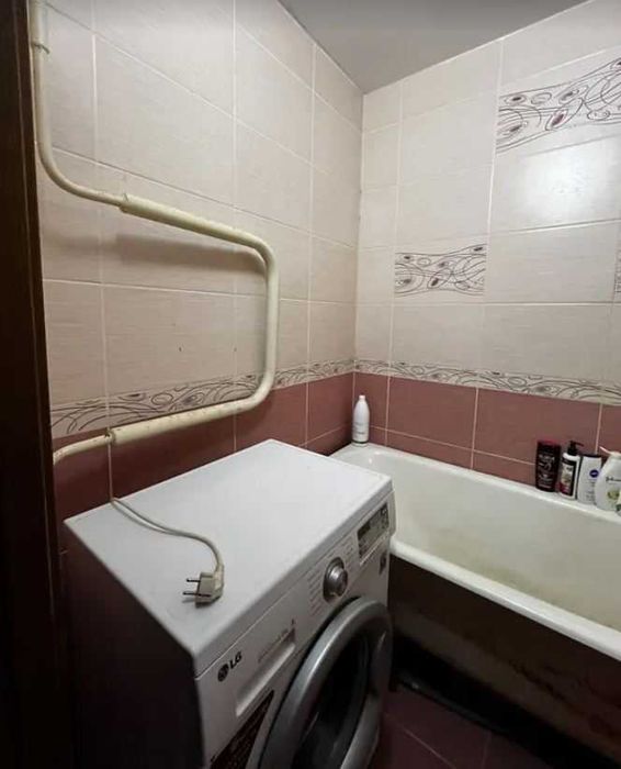2к квартира з Ремонтом на Ближніх Гречанах, 52м2, Середній поверх