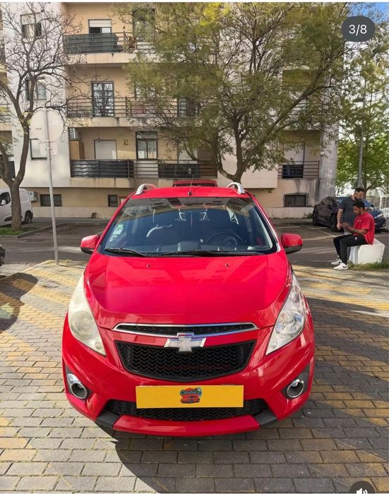 carro todo revisado 2 meses de garantia , roda a gas e gasolina , ano 2011  Valor 3.500