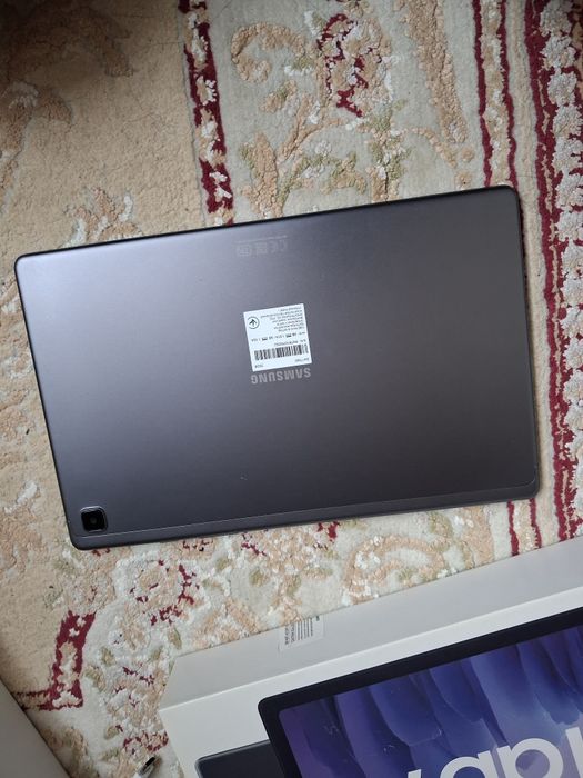 Продам планшет samsung tab a7 3/32gb wifi