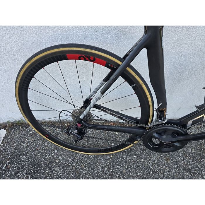 Bicicleta carbono com rodas carbono m