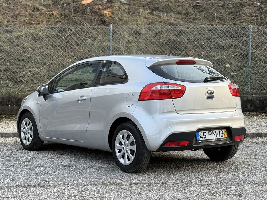 Kia Rio 1.1 CRDi | VAN | IVA DEDUTÍVEL