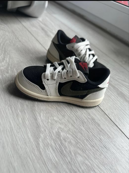 Air Jordan 1 Retro Low OG SP Travis Scott Olive Bébé