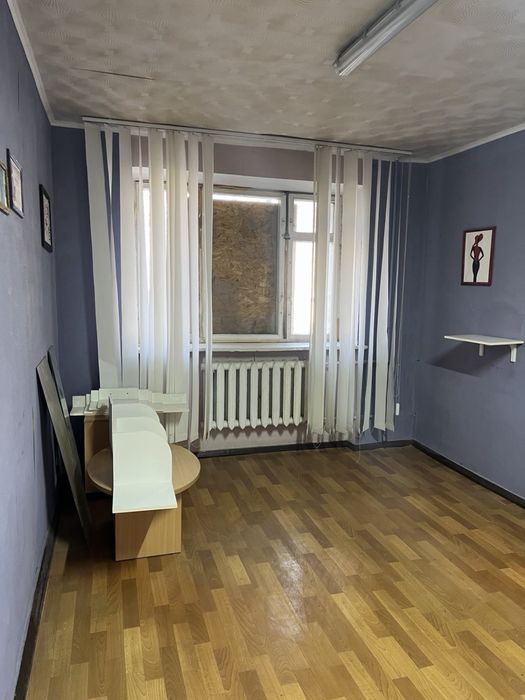 Здається приміщення