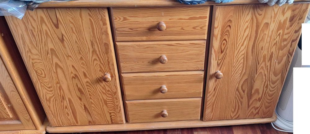 Meble sosnowe - szafa, regały, komoda, biurko