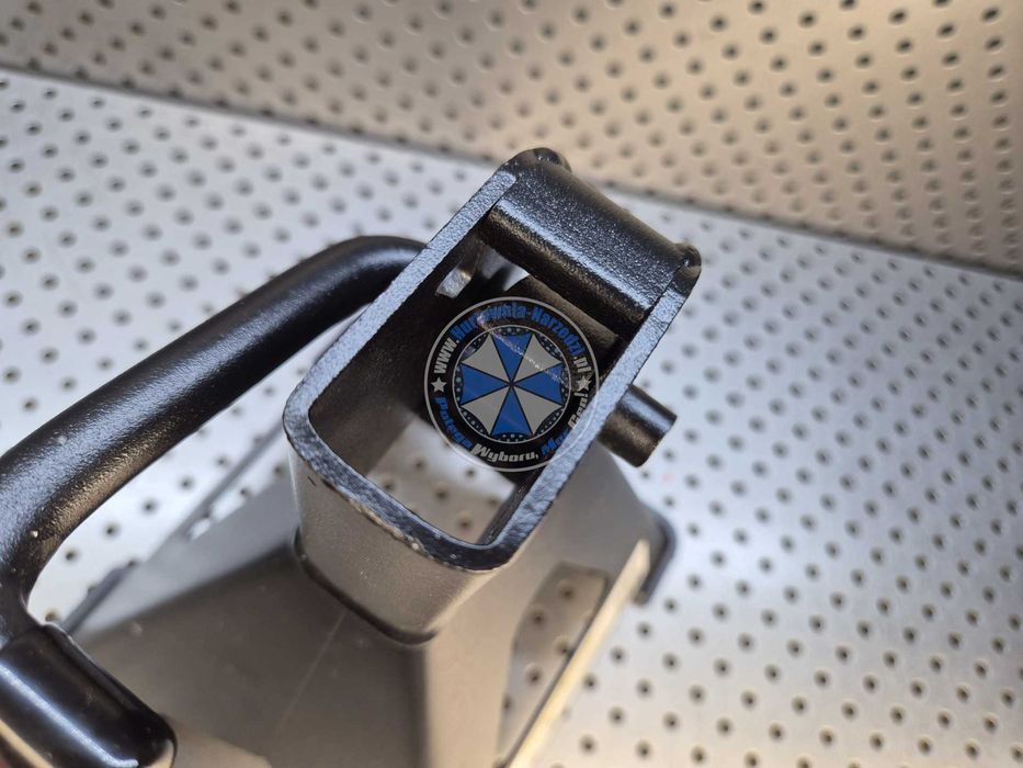 Podpory pod samochód 4 tony gumy zabezpieczenie kobyłki warsztatowe