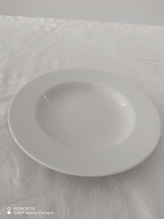 Prato de Sopa Porcelana Portuguesa