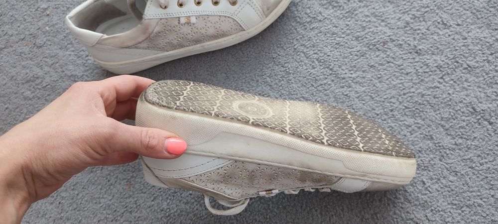 Adidasy sportowe skórzane trampki Lasocki złote35